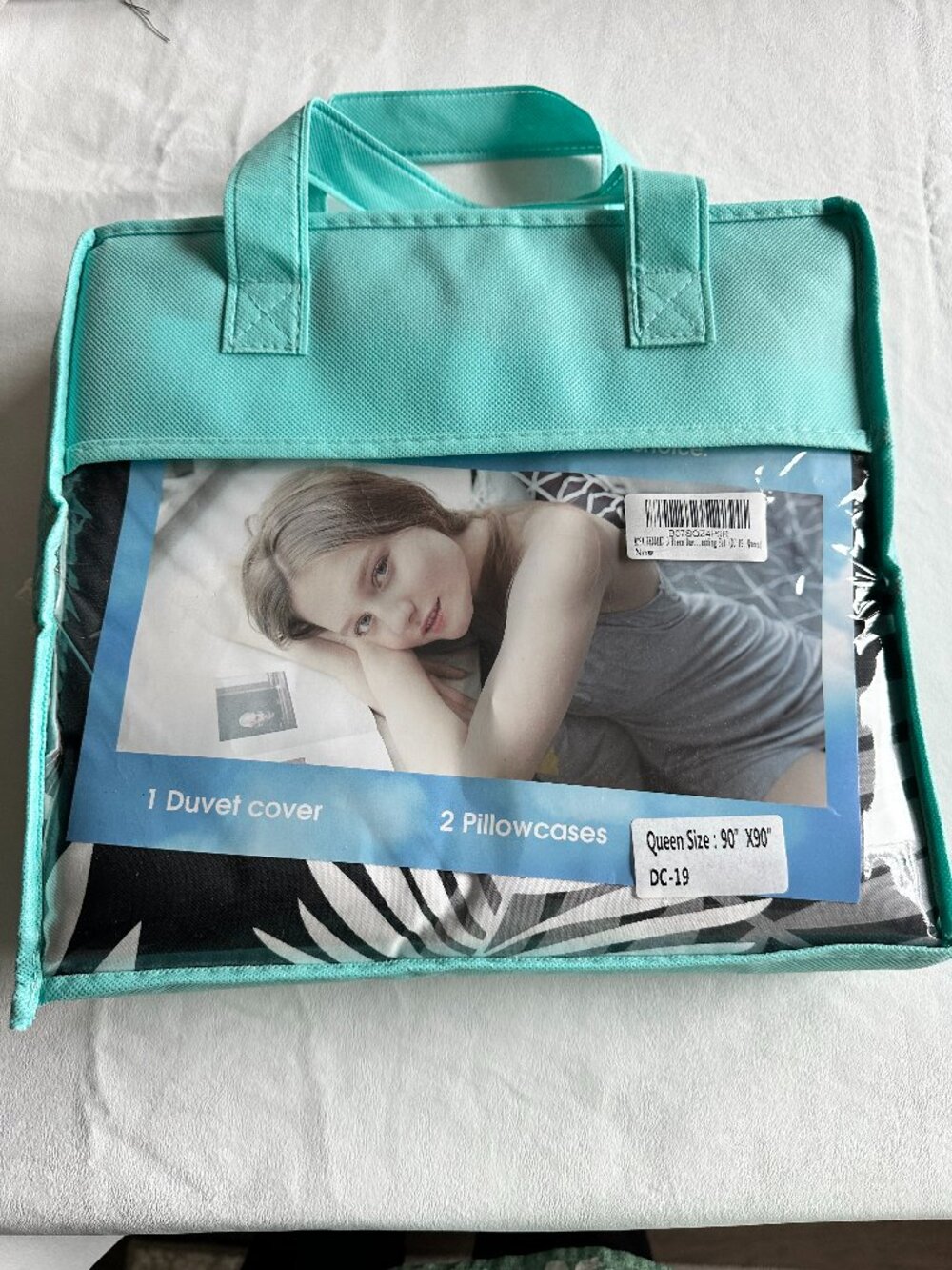 Duvet Cover Queen size NWT